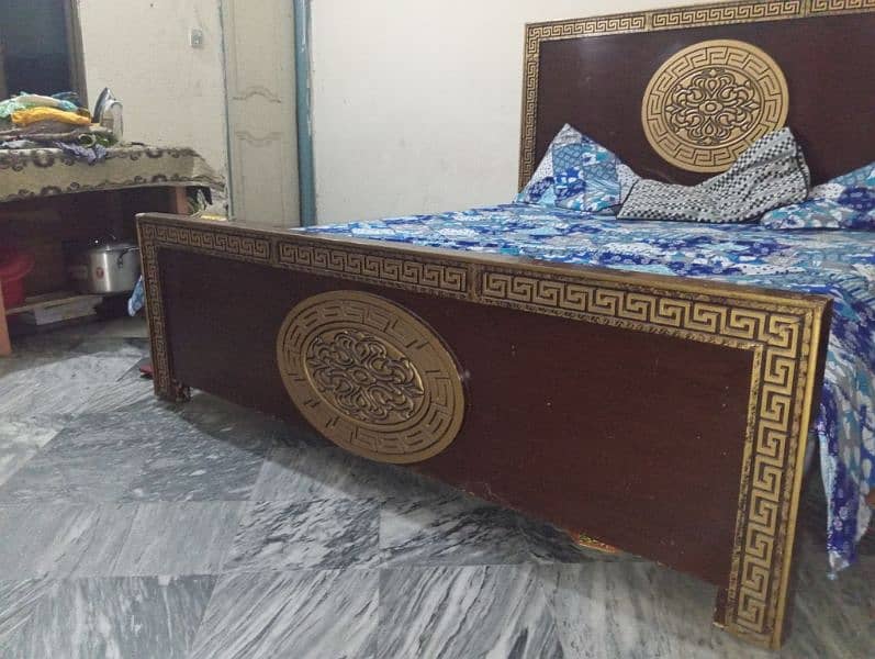 Best Wooden Bed For Sale 2