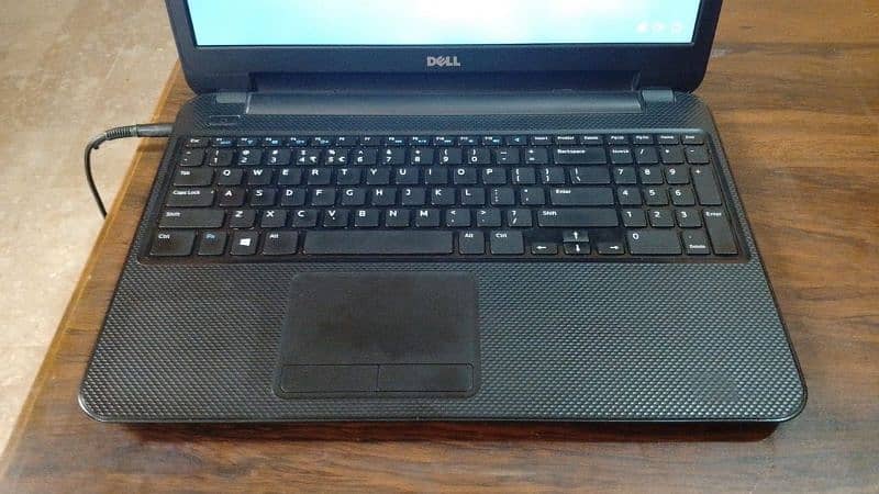 Dell laptop i3 3rd generation mint condition for sell 0