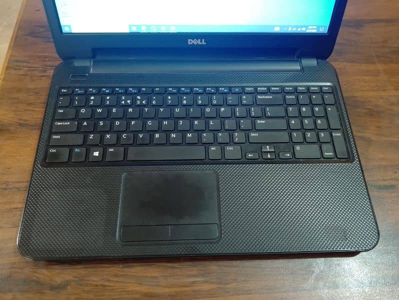 Dell laptop i3 3rd generation mint condition for sell 2