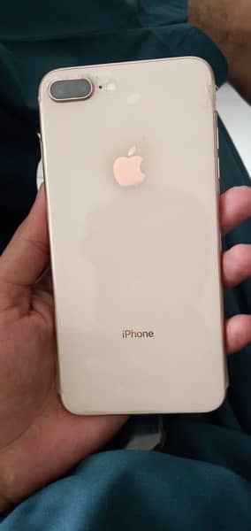 8 plus 64 gb goldan color 10/9 condition 7