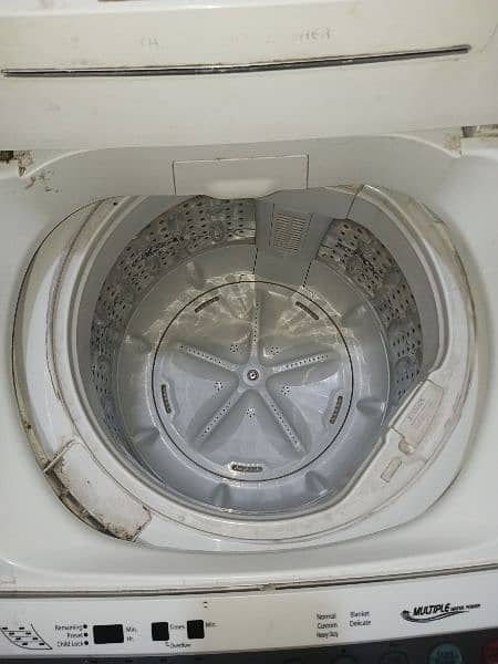 Dawlance automatic washing machine 2