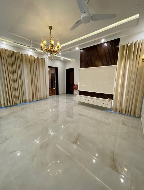1 Kanal House For Rent In DHA Lahore Phase 5 Block L Near Lgs School 22