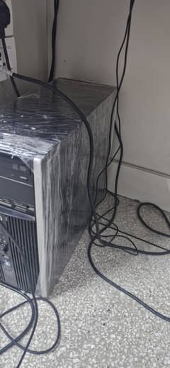 hp tower CPU for sale with SSD 128 hard disk