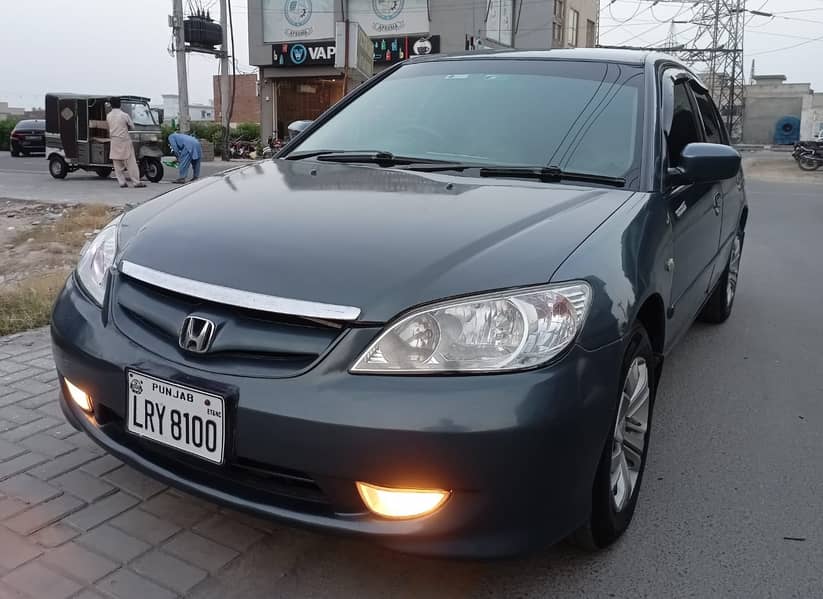 HOME USED HONDA CIVIC EXi 2004 VERY NEAT&CLEAN LIKE NEW 0300 9659991 0