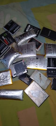 Scrap Batteries Sell Karrha hun Mai Mobile ki