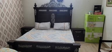 solid wood bed (Chunioti Style)