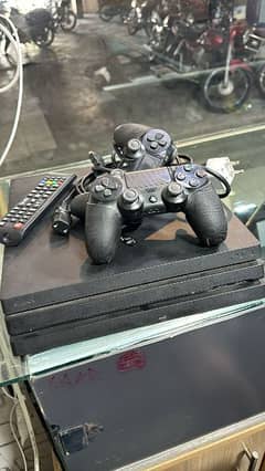 PlayStation 4 for. sale 0