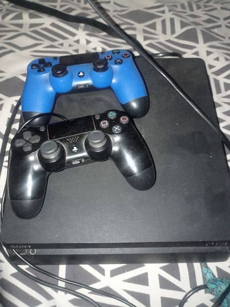 PS4 slim 1tb contact me on 03345562756 0