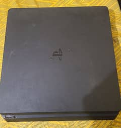 ps4 slim 500gb with box and controller