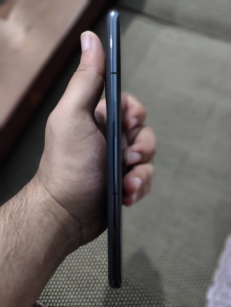 OnePlus 11 5G - 16/256 - Non PTA 3