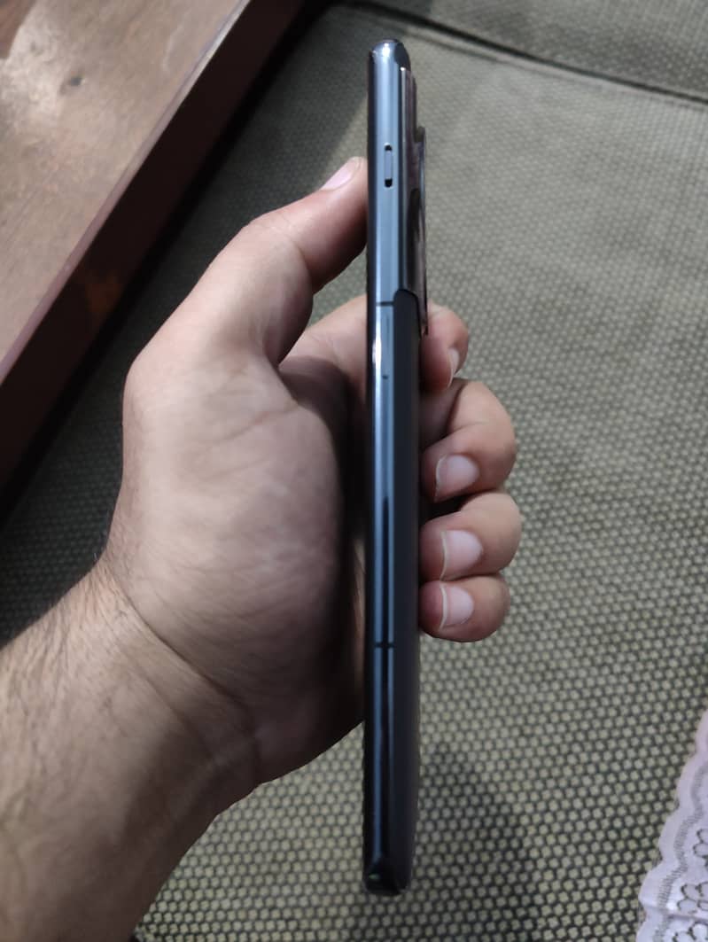OnePlus 11 5G - 16/256 - Non PTA 4
