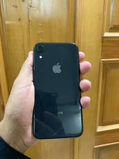 I phone Xr 64Gb