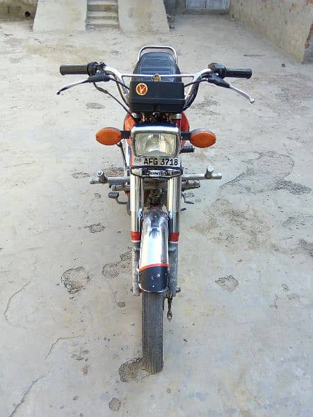 Honda 125 2021 Model 3