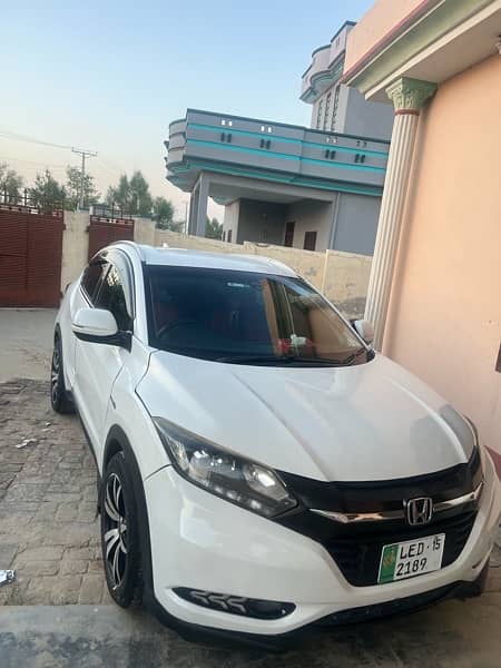 honda vezel 2015 import Lahore number hood condition 4