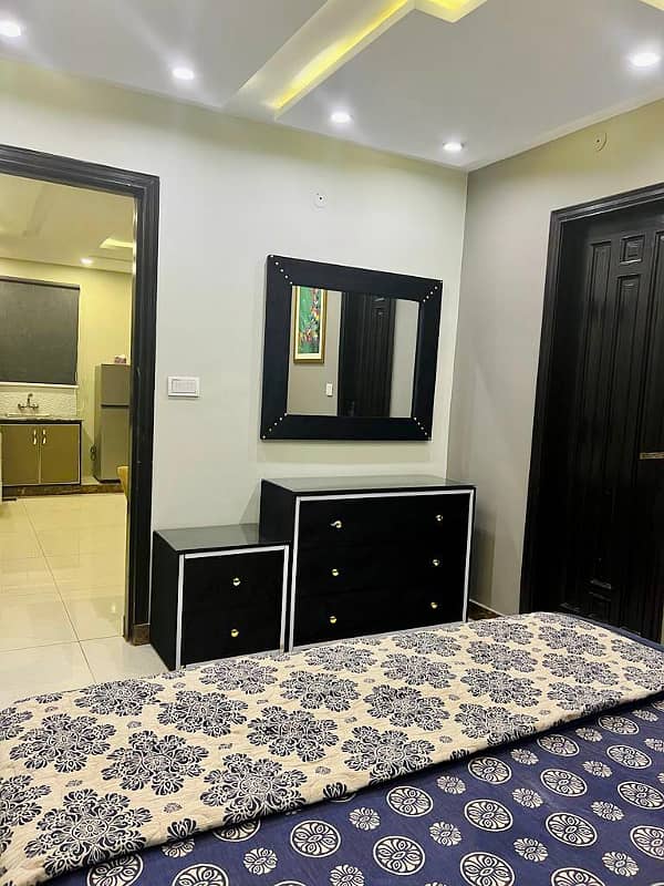 Beautifully designed 1 bedroom Apartment available on Per Day Rent 4