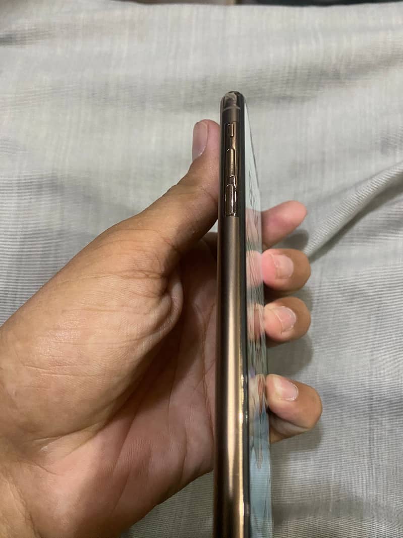 Iphone 11 pro max 1