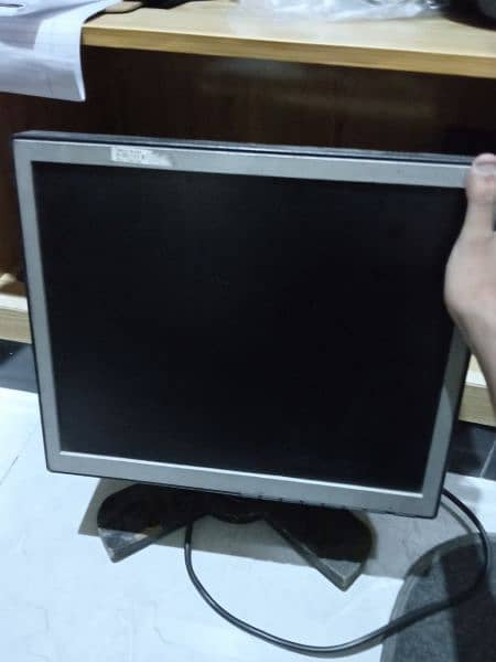 NEC LCD 1760nx 0