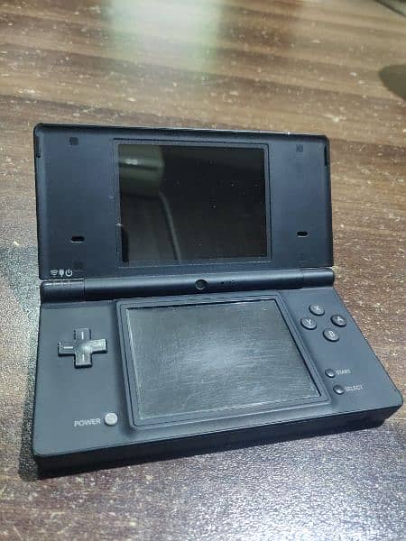 Nintendo DSi 0