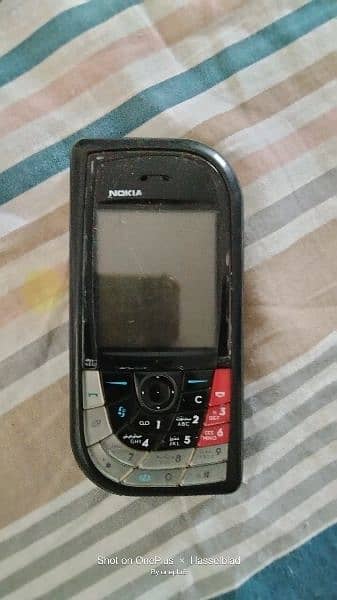 Nokia 7610 5