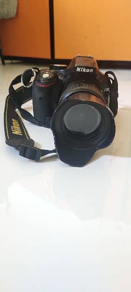 Nikon D5200 having mint Condition 6