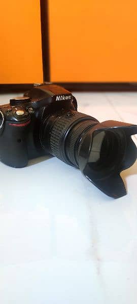 Nikon D5200 having mint Condition 9