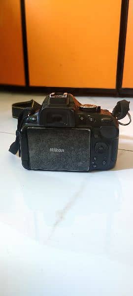 Nikon D5200 having mint Condition 10