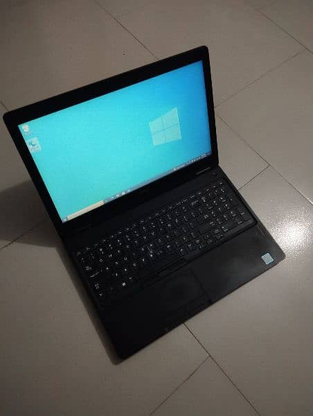 Laptop Dell i5 8th gen 0
