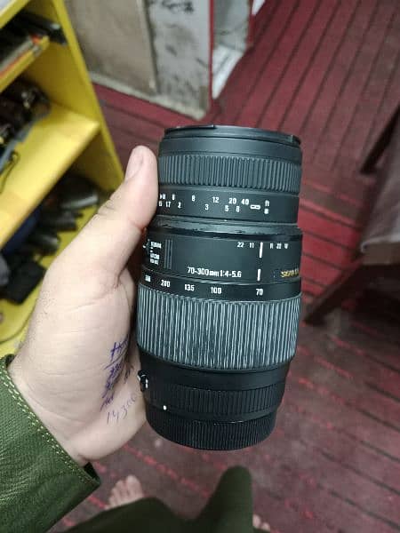 Canon 750d camera with 2 lens 18 55 stm and 70 300mm 6