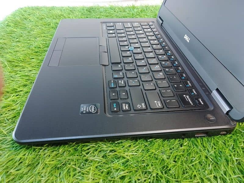 Dell Laptop Core i5, Slim, Lightweight 2