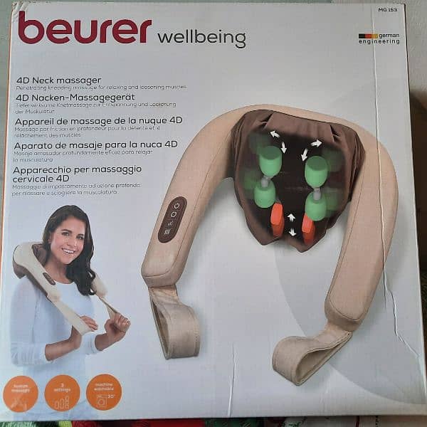 Massager for the neck with 4D massage heads that simulate real hands 0