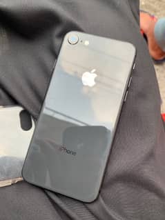 iPhone 8 jv in good condition