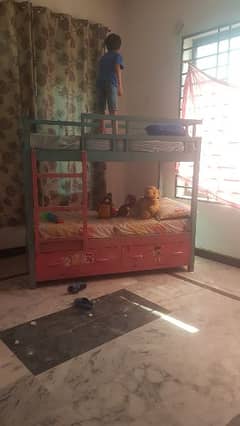 kids bunk bed