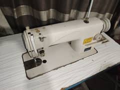 juki sewing machine 10/9 condition 100% ok koi msla nhi chlny Mai