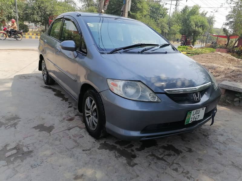 Honda City 2004 mint condition 2st owner 9
