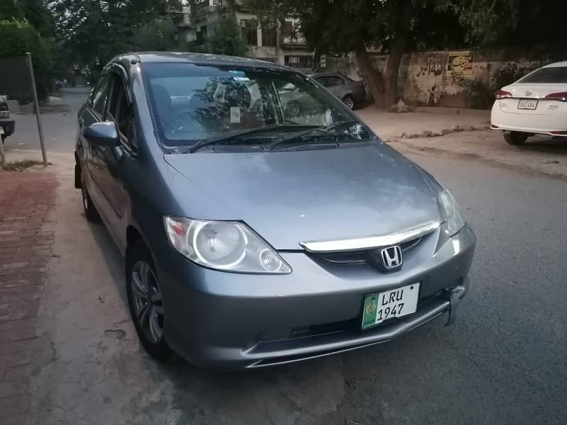 Honda City 2004 mint condition 2st owner 13