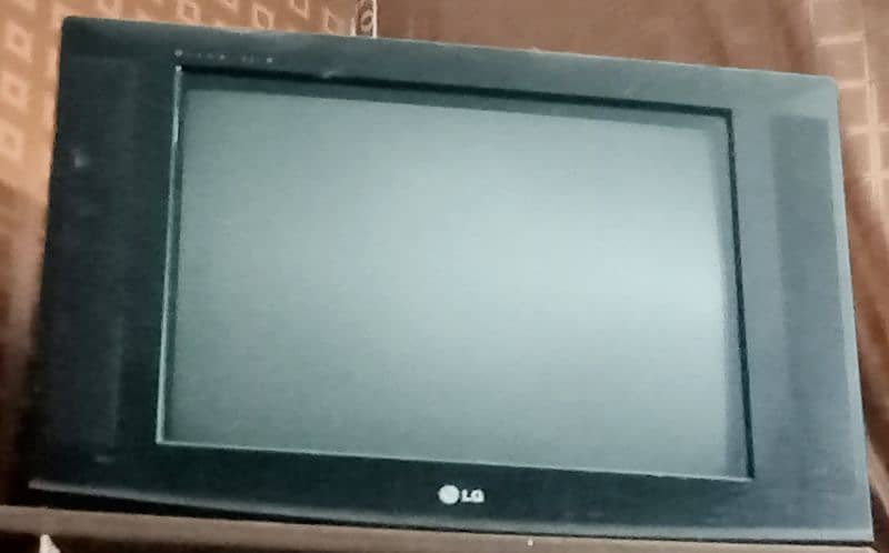 LG 24" inch 0