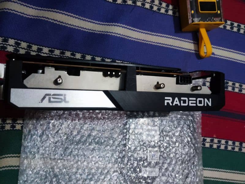 AMD Asus RX6600/8-GB 3