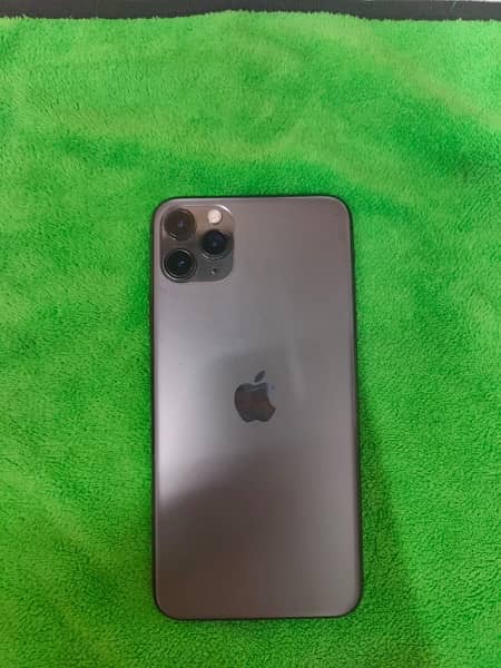 iphone 11 pro max (PTA Dual Sim) 1