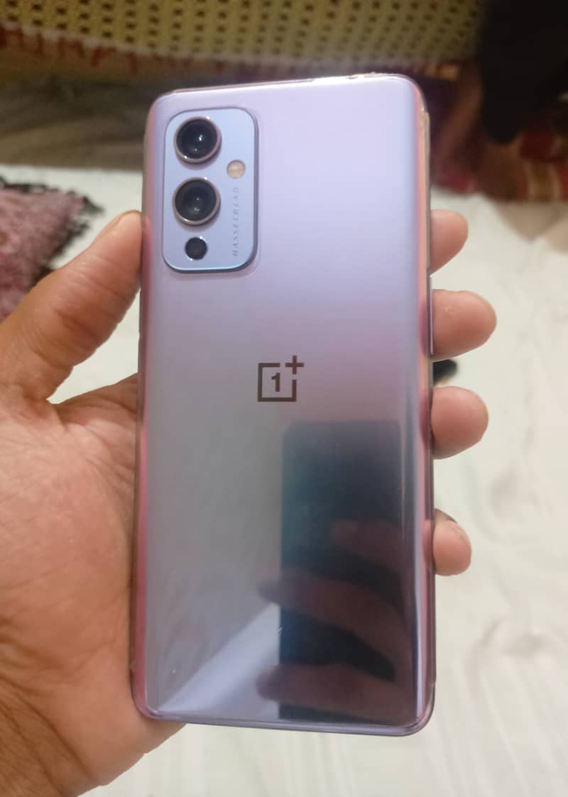 OnePlus 9 5g for sale 10/10 condition 2