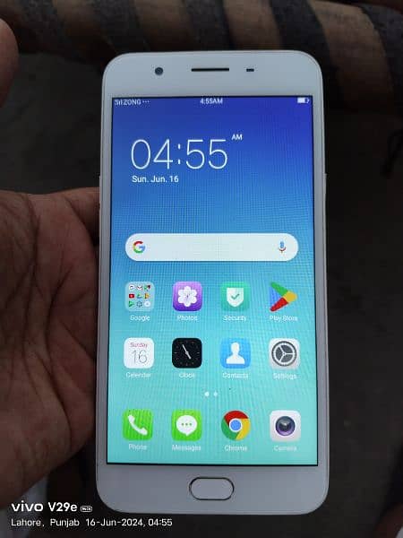 Oppo f1s 4/64 and Samsung galaxy a32 6/128 3