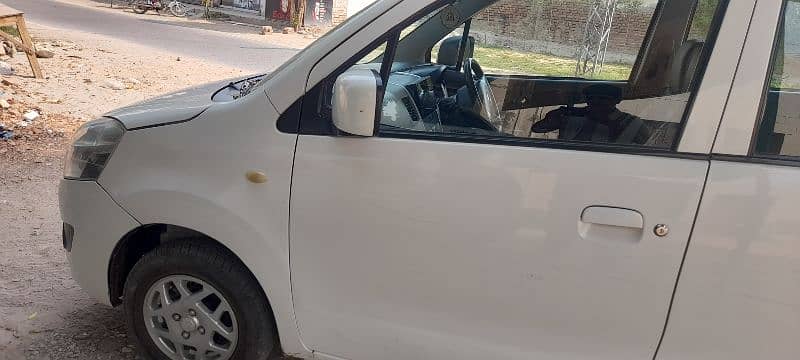 Suzuki Wagon R 2018 9