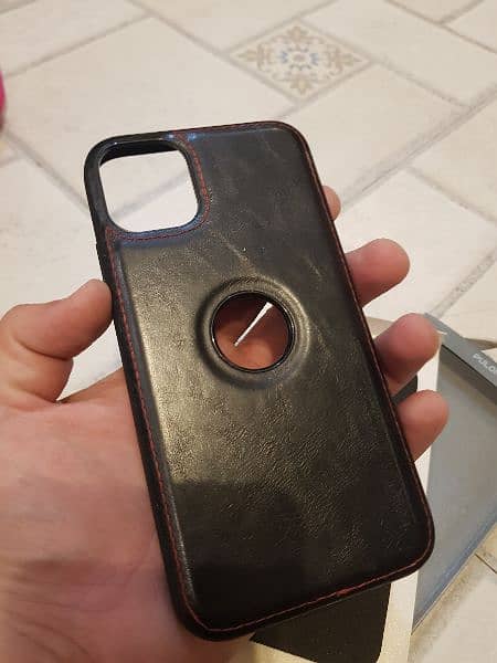 iPhone 11 Original Puloka Leather Case 4