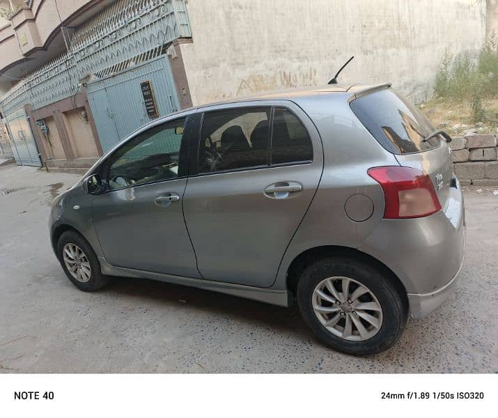 Toyota Vitz 2012 4