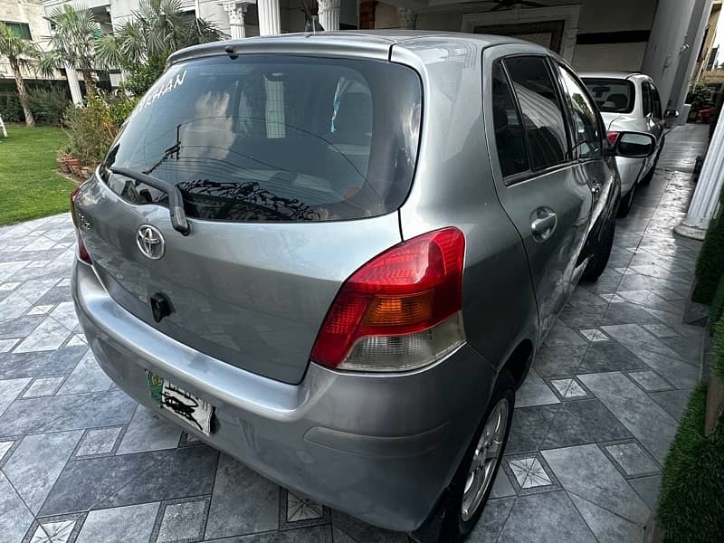 Toyota Vitz Neat Clean condition 4