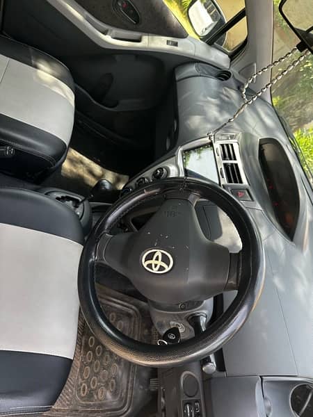 Toyota Vitz Neat Clean condition 5