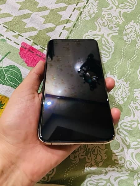 Iphone 11 pro max pta approved 256 gb 1