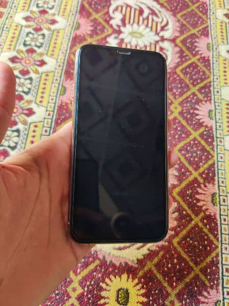 Iphone 11 pro PTA 6