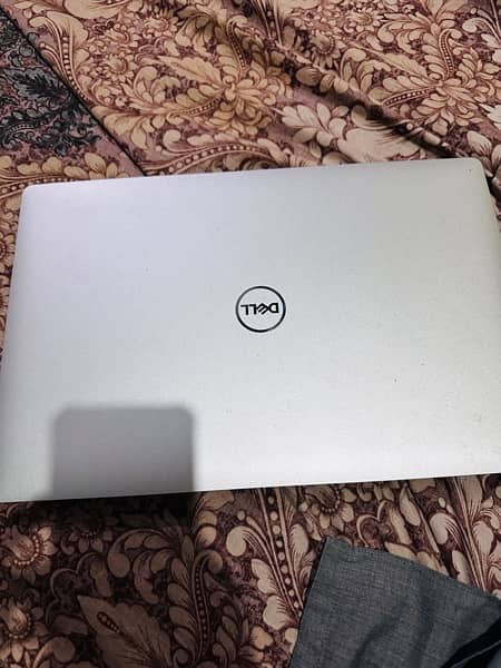 Dell xps 9570 2
