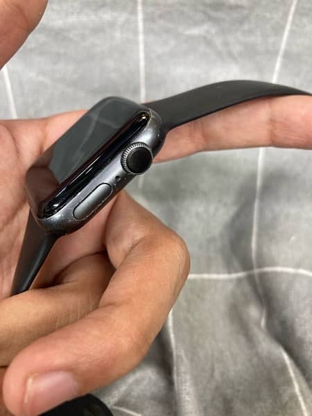 APPLE WATCH SERIES 4 4