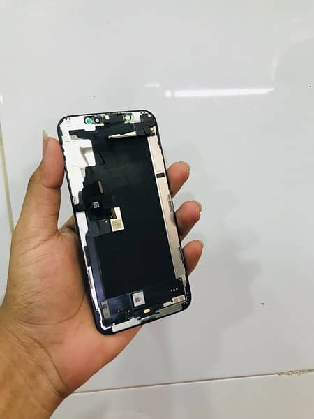 iphone xs original penal iCloud wala 2